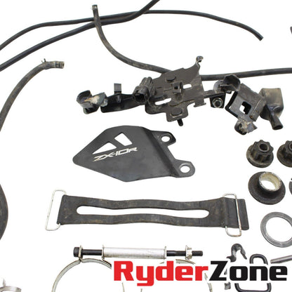 2016 - 2019 KAWASAKI NINJA ZX10R BOLTS SET HARDWARE KIT WASHERS NUTS HOSES CLAMP