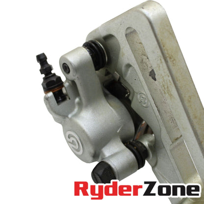 SOPORTE DE PINZA DE FRENO TRASERO BREMBO PLATA KTM 690 SMC 2008 - 2013 