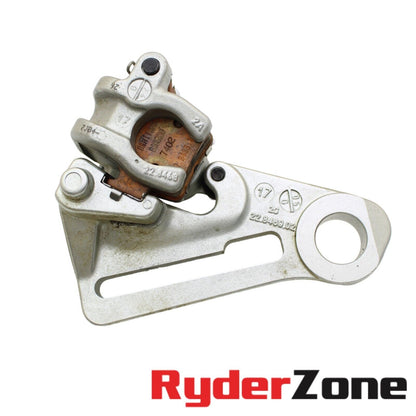 SOPORTE DE PINZA DE FRENO TRASERO BREMBO PLATA KTM 690 SMC 2008 - 2013 