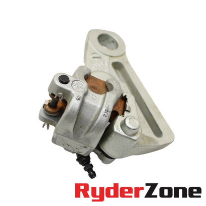 SOPORTE DE PINZA DE FRENO TRASERO BREMBO PLATA KTM 690 SMC 2008 - 2013 