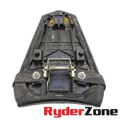 2015 - 2024 YAMAHA YZF R1 REAR SEAT PASSENGER SADDLE BACK *TEARS/SCUFFS*