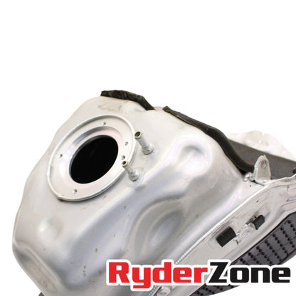 2015 - 2024 YAMAHA YZF R1 GAS TANK FUEL RESERVOIR PETROL SILVER STOCK STRAIGHT