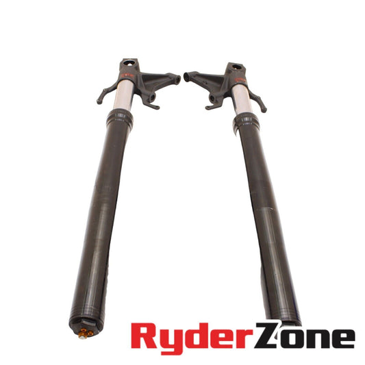 2015 - 2019 YAMAHA YZF R1 R1S FORKS FRONT SUSPENSION SET PAIR BLACK STRAIGHT