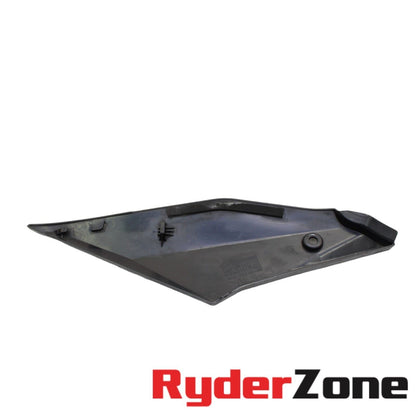 2015 - 2019 YAMAHA YZF R1 RIGHT GAS TANK FUEL CELL PANEL COVER TRIM 2CR-24139-00