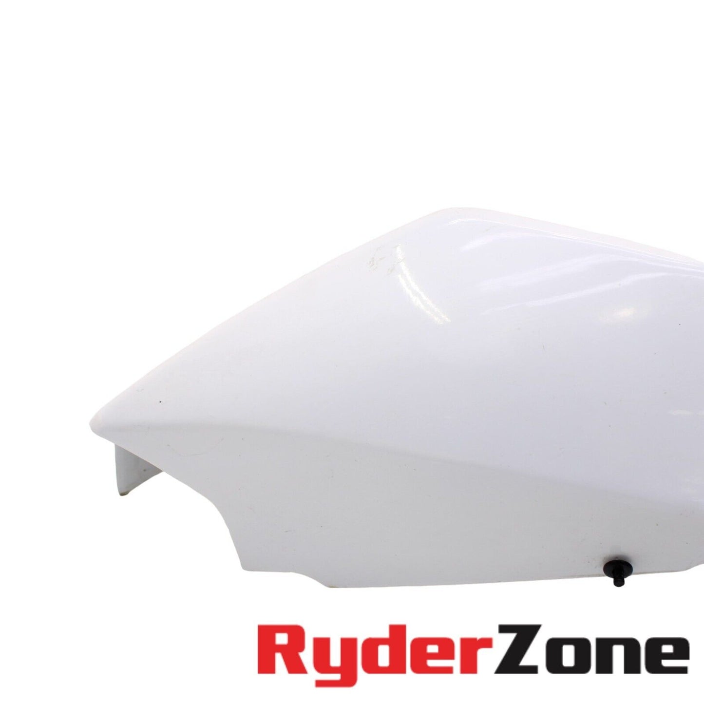 2005 2006 SUZUKI GSXR 1000 REAR RIGHT TAIL FAIRING COWL PLASTIC WHITE STOCK