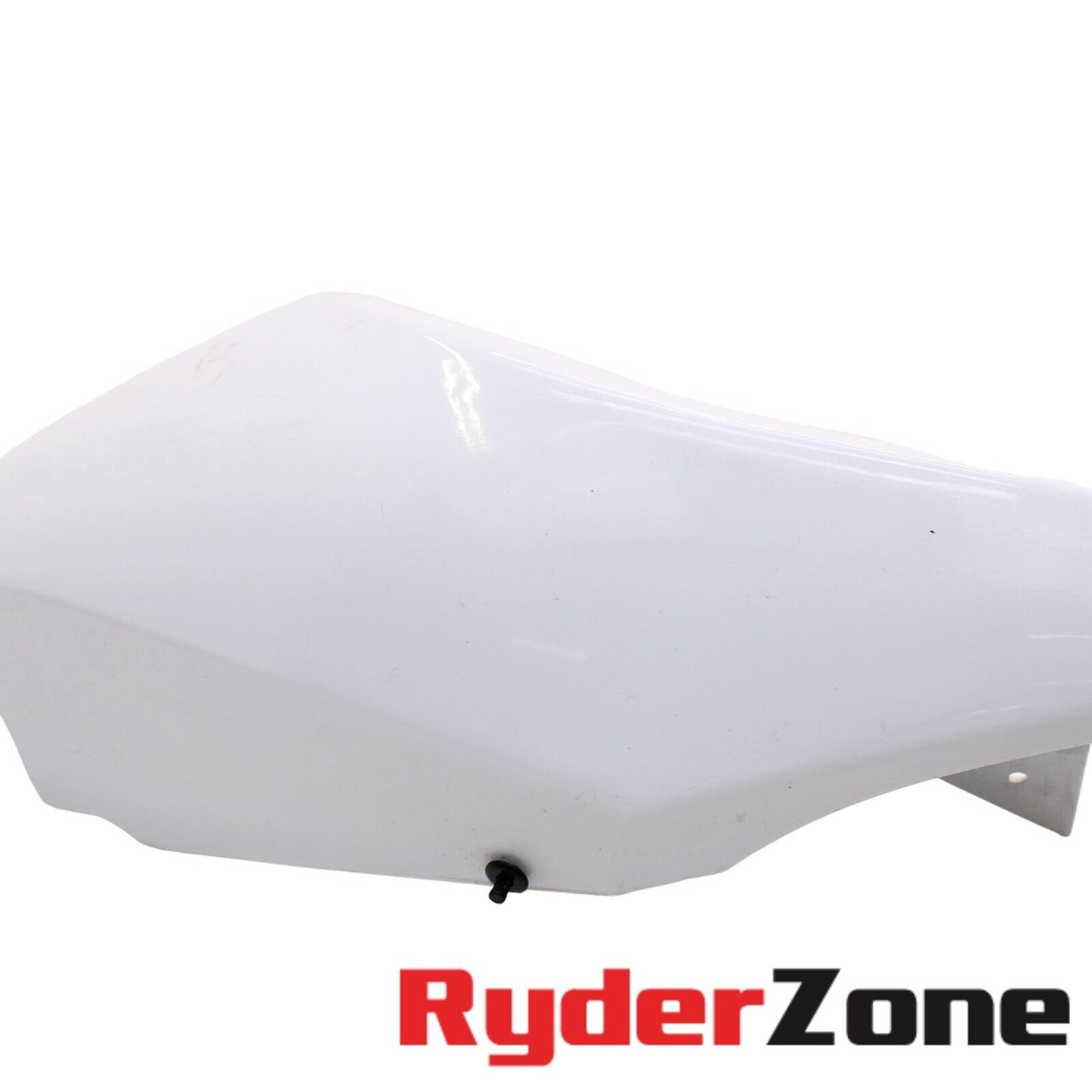 2005 2006 SUZUKI GSXR 1000 REAR RIGHT TAIL FAIRING COWL PLASTIC WHITE STOCK