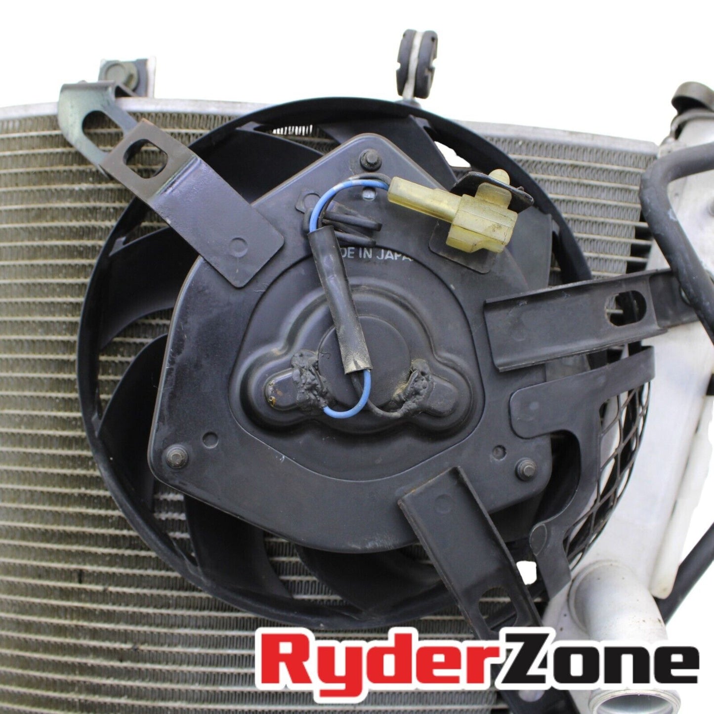 2005 2006 SUZUKI GSXR1000 RADIATOR COOLING FAN OVERFLOW TANK *COX PROTECTOR*