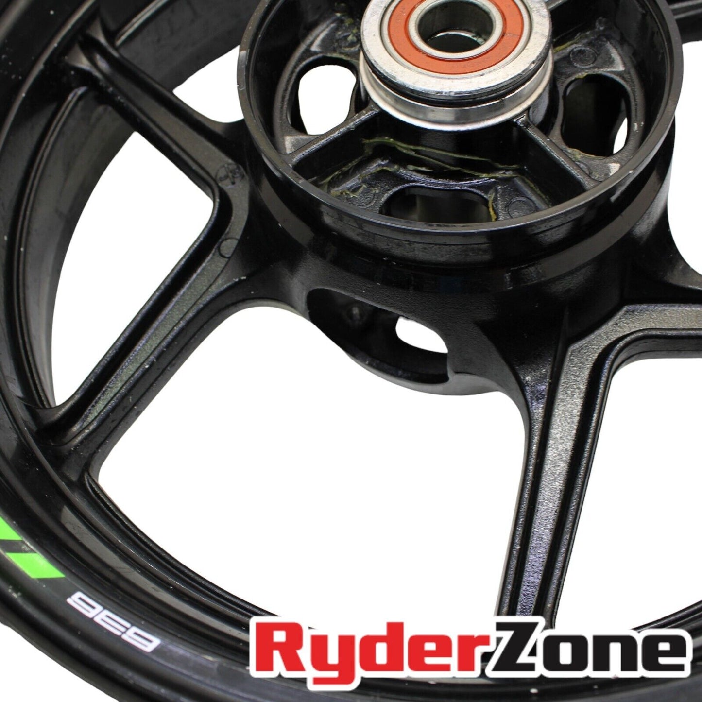 2019 - 2023 KAWASAKI NINJA ZX6R REAR WHEEL BLACK RIM STRAIGHT BRIDGESTONE TIRE