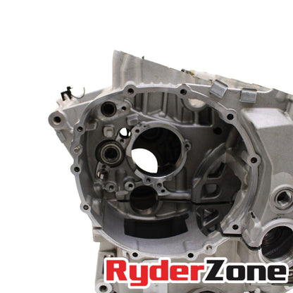 2020 - 2022 BMW S1000RR CRANKCASE ENGINE BLOCK CASE UPPER LOWER MOTOR BOLTS