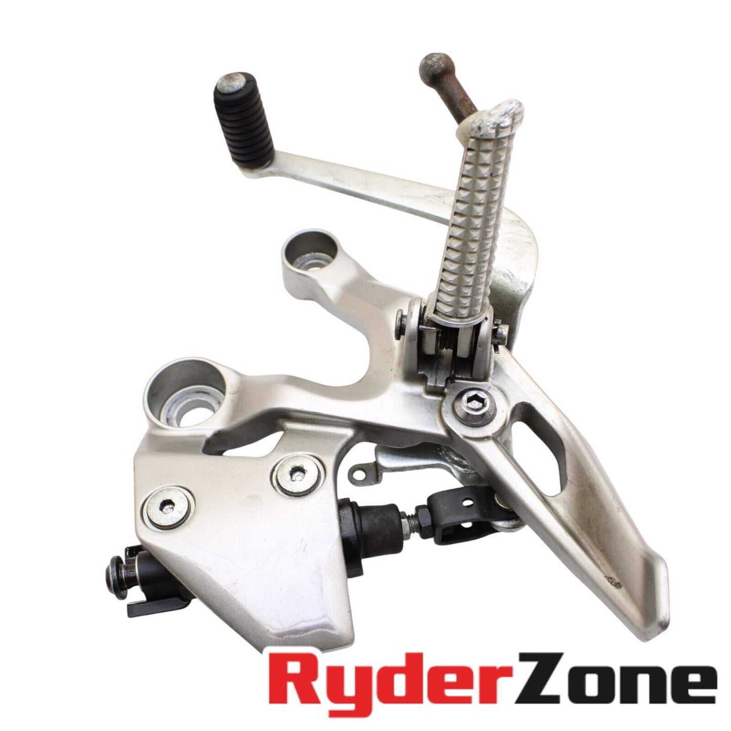 2014 - 2016 YAMAHA FJ09 RIGHT REARSET SILVER STOCK W/ MASTER CYLINDER