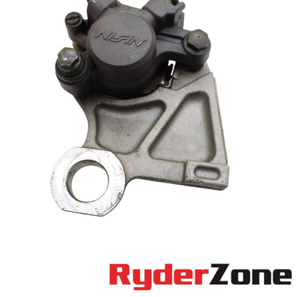 2006 - 2016 YAMAHA YZF R6 SOPORTE DE SOPORTE DE PINZA DE FRENO TRASERO CON/Pastilla en buen estado 