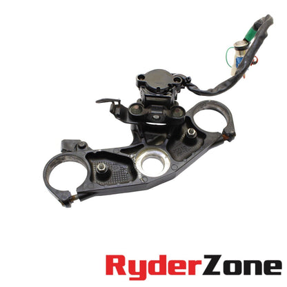 2006 2007 YAMAHA YZF R6 TRIPLE TREE ABRAZADERA CERRADURA DE ENCENDIDO LLAVE TAPA DE GASOLINA NEGRA 