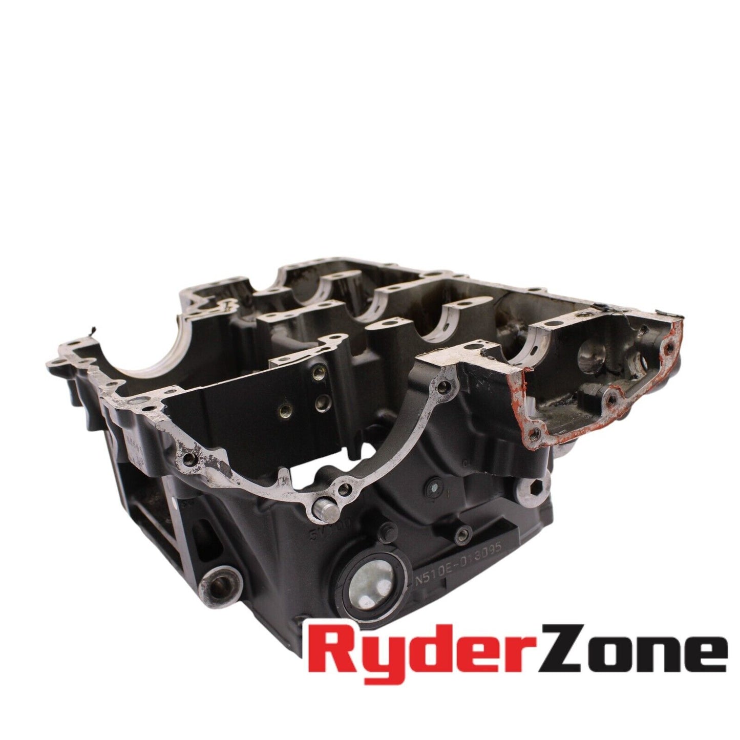 2004 - 2006 YAMAHA YZF R1 CRANKCASE ENGINE BLOCK CASES STOCK BLACK