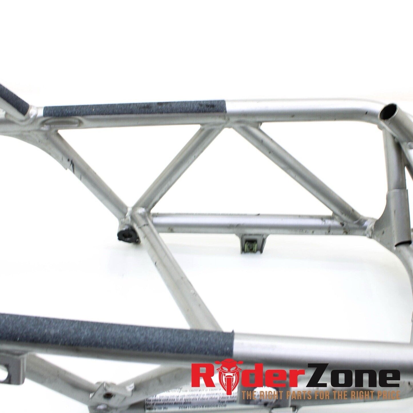 2003 - 2006 DUCATI 999 999S FRAME MAIN CHASSIS SILVER STOCK STRAIGHT