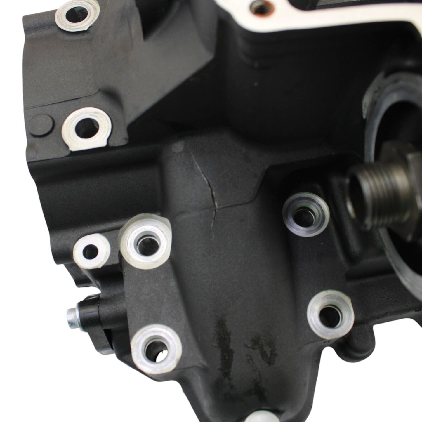 2020 - 2024 YAMAHA YZF R1 ENGINE MOTOR CRANKCASE CRANK CASES *DAMAGED*