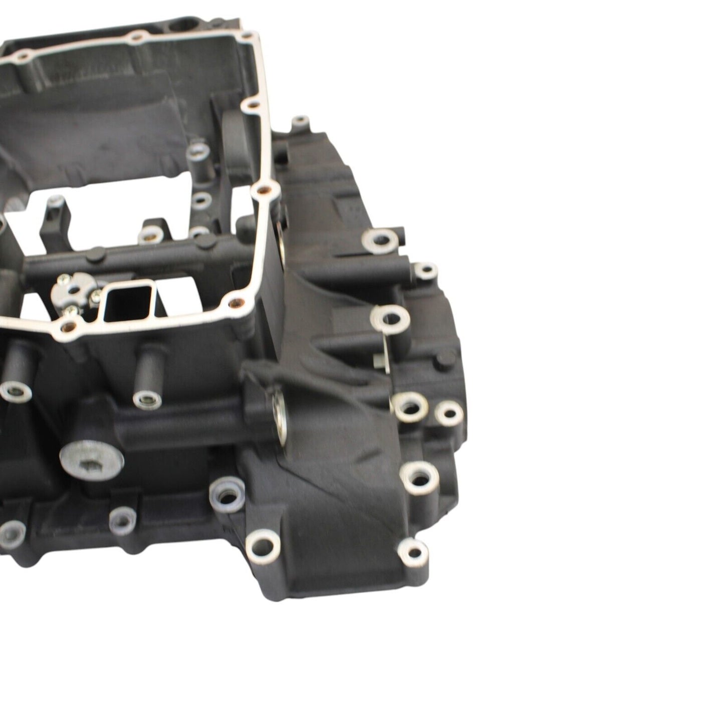 2020 - 2024 YAMAHA YZF R1 ENGINE MOTOR CRANKCASE CRANK CASES *DAMAGED*