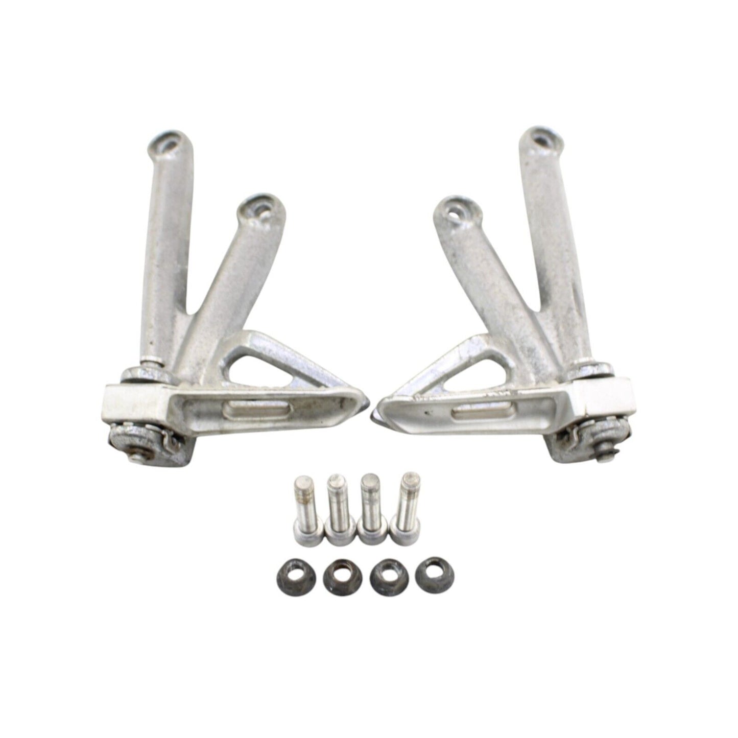 2006-2008 TRIUMPH DAYTONA 675 PASSENGER PEGS BACK PEG BRACKET REAR SILVER STOCK