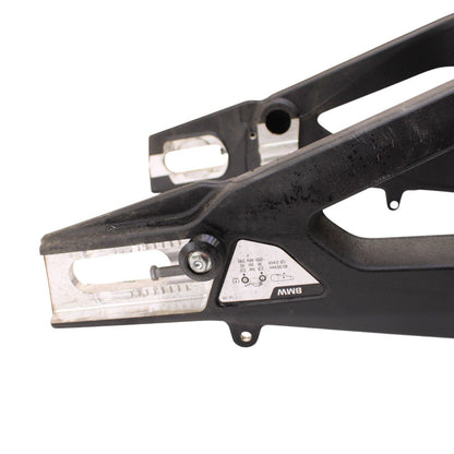 2020 - 2023 BMW S1000RR SWINGARM REAR WHEEL MOUNT SWING ARM BLACK STRAIGHT