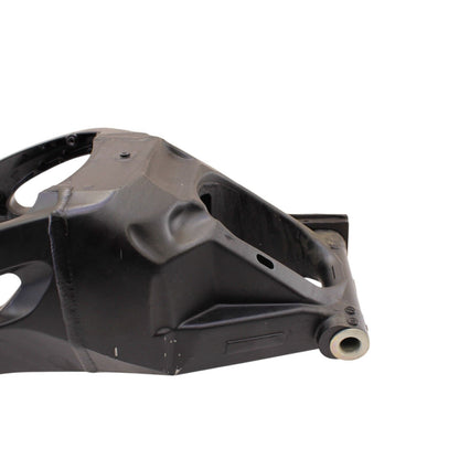 2006 2007 SUZUKI GSXR600 GSXR750 SWINGARM REAR ARM WHEEL MOUNT BLACK STOCK
