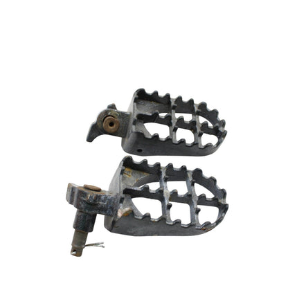 1995-99 Honda CR125R CR250R & 1995-01 CR500R FOOTPEGS FOOT REST BLACK