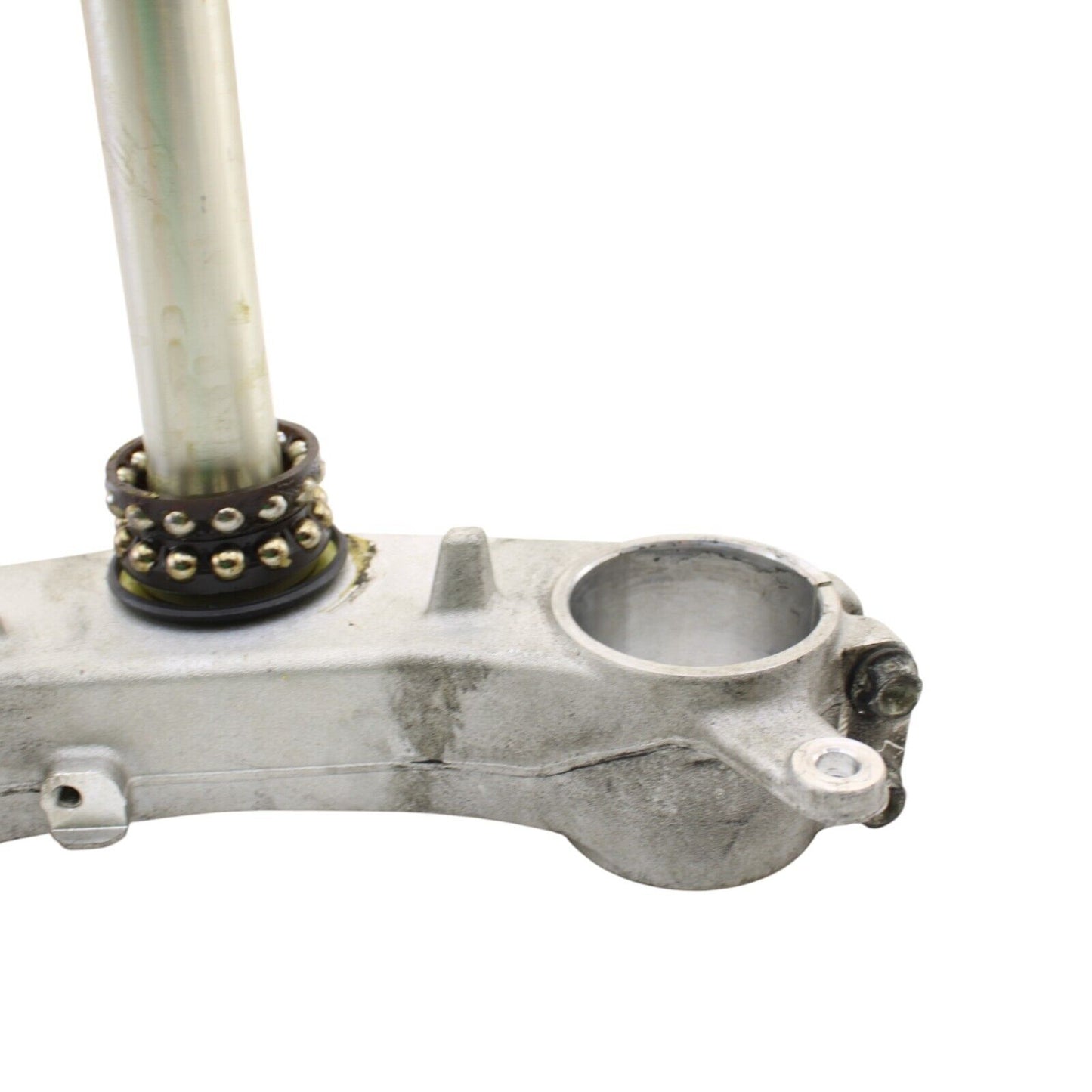 2017 - 2024 SUZUKI GSXR 1000 R TRIPLE TREE CLAMP STEERING STEM SILVER FRONT OEM