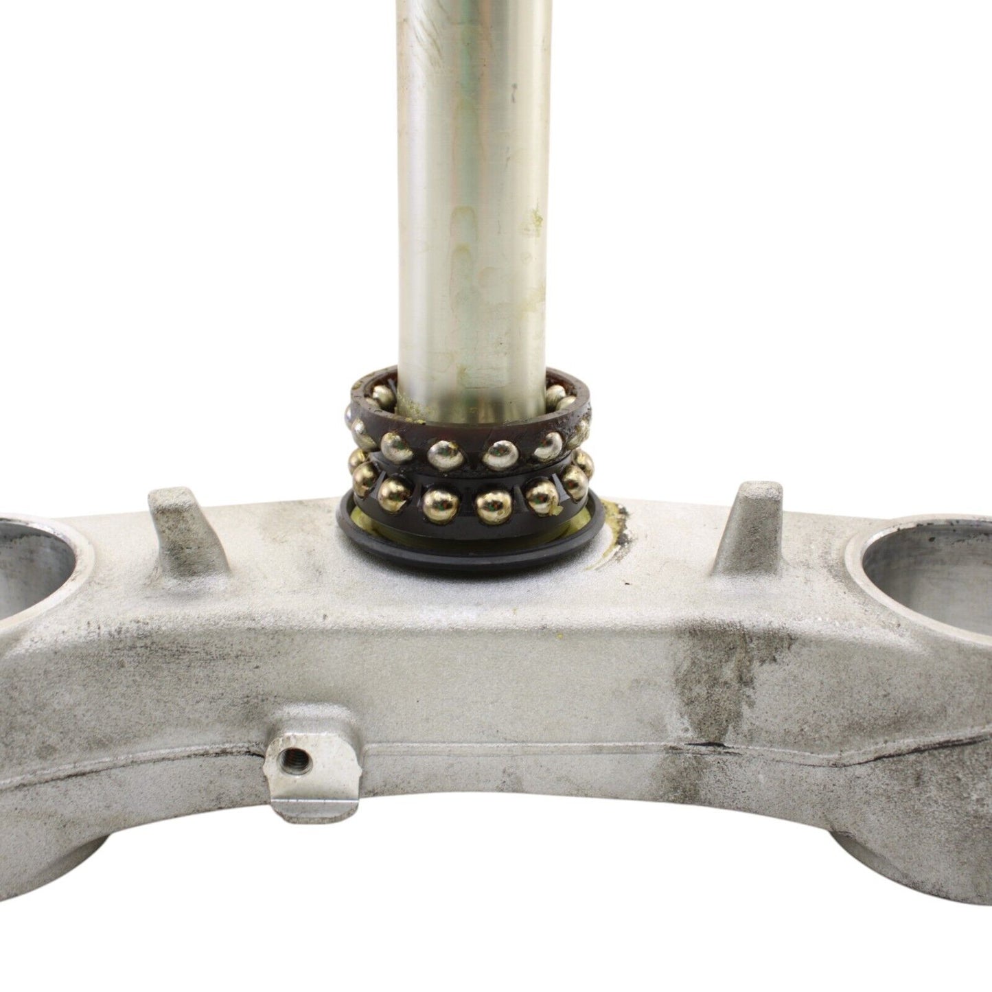 2017 - 2024 SUZUKI GSXR 1000 R TRIPLE TREE CLAMP STEERING STEM SILVER FRONT OEM