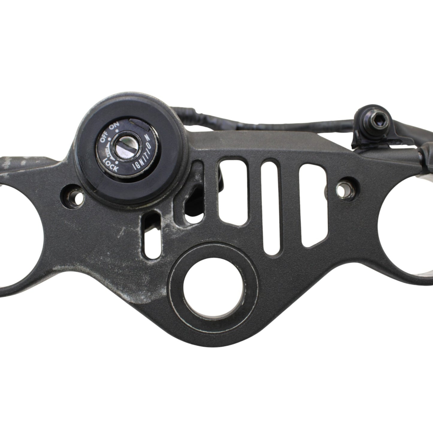 2020 - 2024 YAMAHA YZF R1 R1M FORKS UPPER TRIPLE TREE CLAMP BLACK STRAIGHT