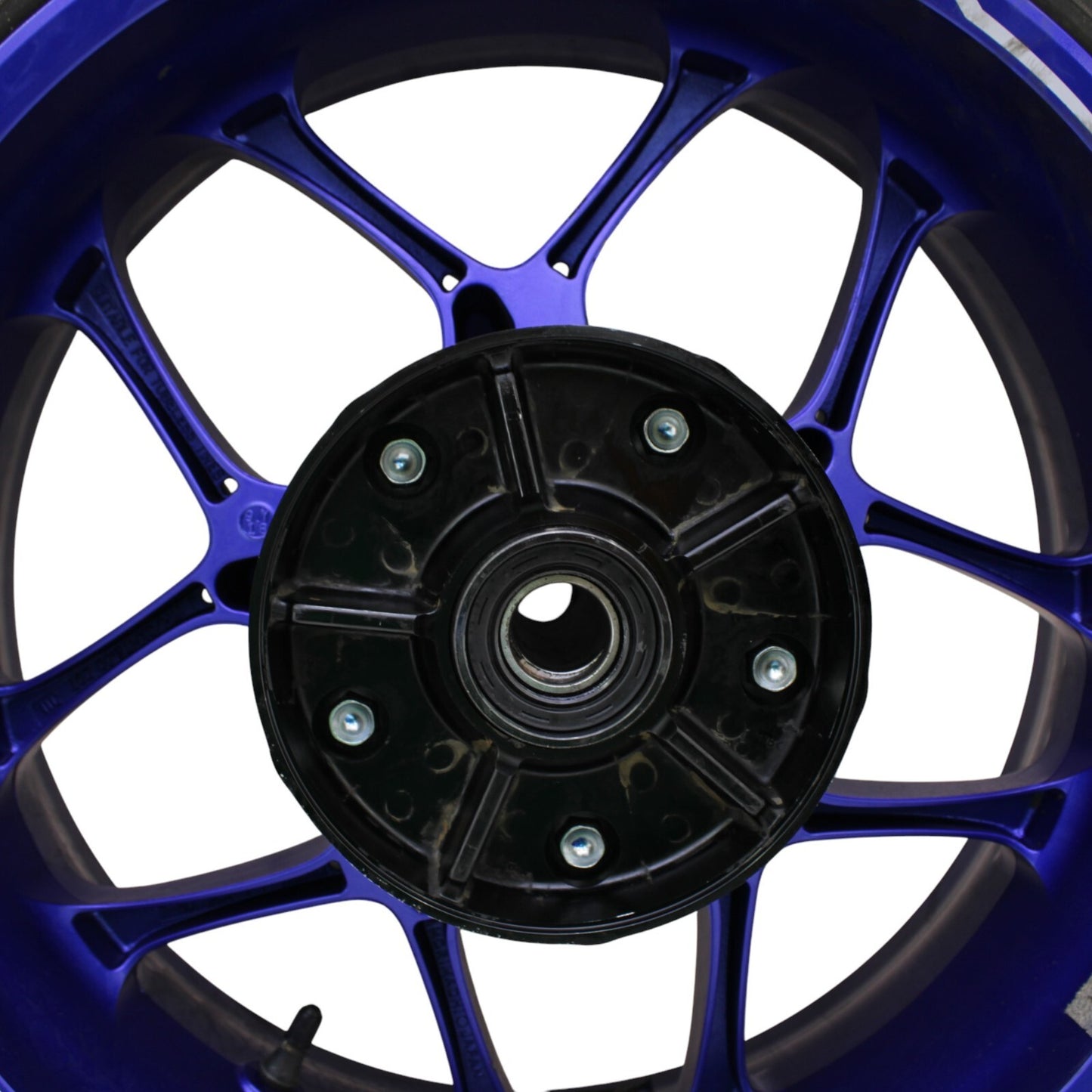 2020 - 2024 YAMAHA YZF R1 R1M REAR WHEEL RIM TIRE ROTOR SPROCKET ASSEMBLY BLUE