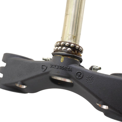 2018 - 2024 DUCATI PANIGALE V4 V4S TRIPLE TREE CLAMP LOWER *DAMAGED/FOR PARTS*