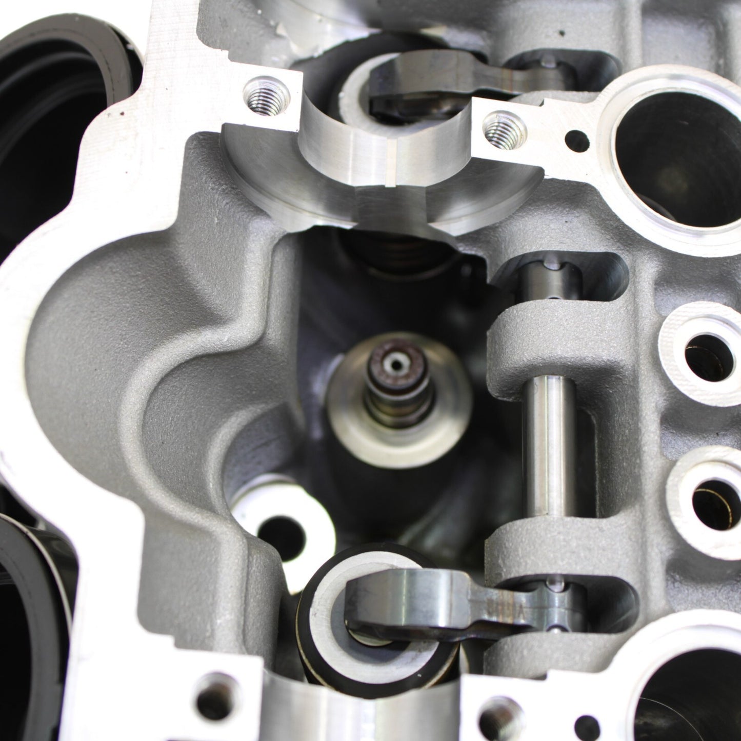 2020 - 2023 BMW S1000RR CYLINDER HEAD ENGINE TOP END *FOR PARTS/REPAIR NEEDED*