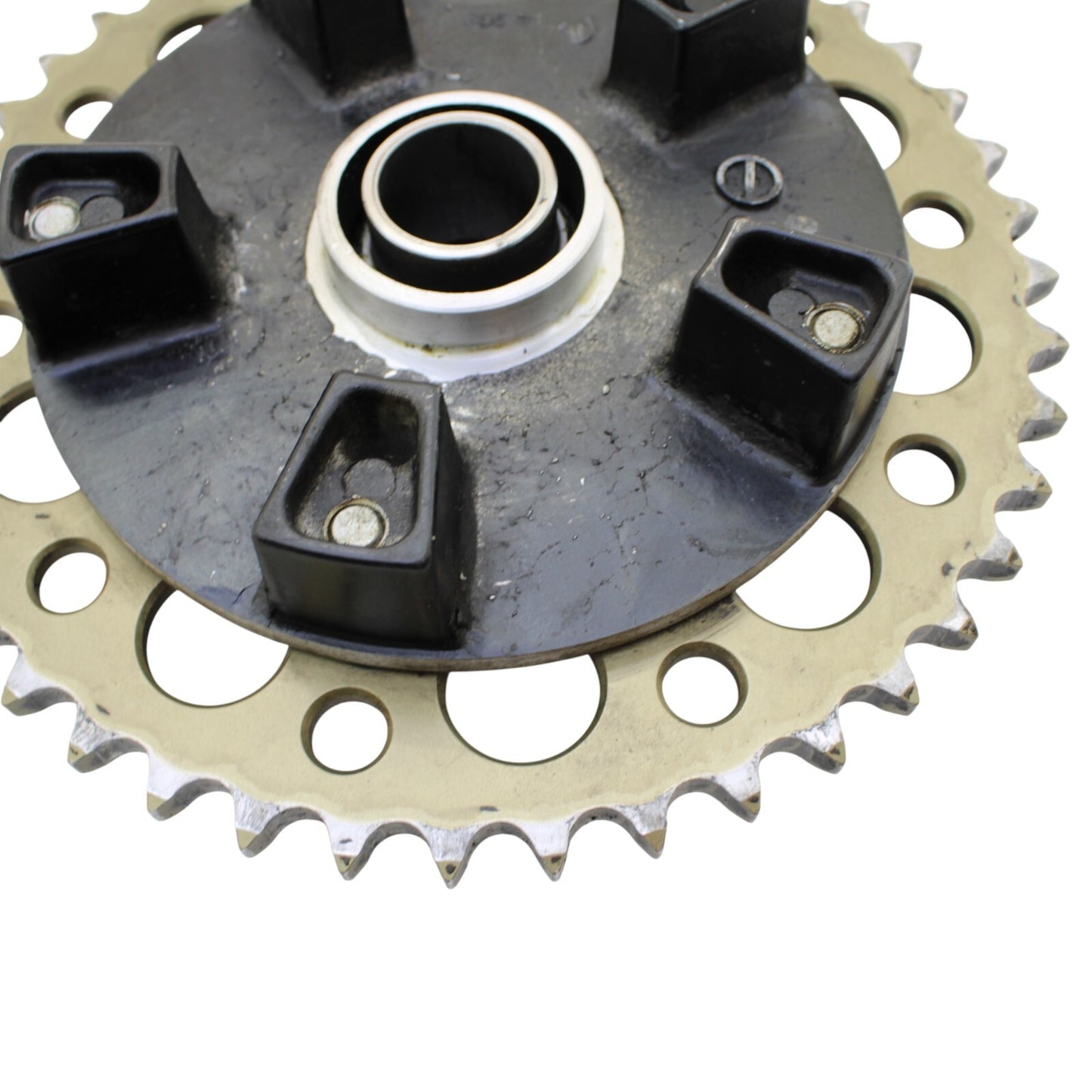 2003 2004 SUZUKI GSXR1000 REAR SPROCKET BACK CUSHIONS RUBBER STOCK 64610-35f30