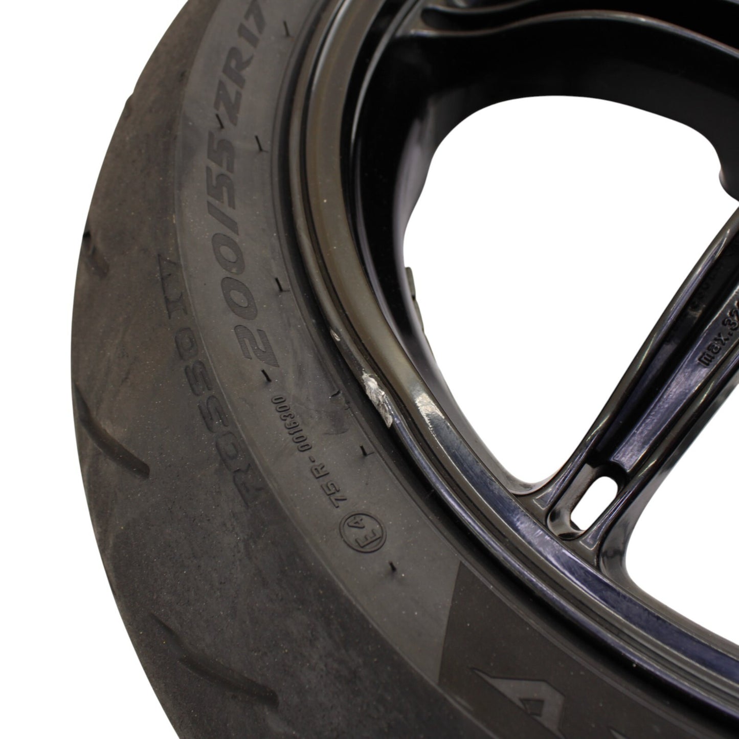 2017 - 2020 KTM 1290 SUPER DUKE R REAR WHEEL RIM BACK STRAIGHT PIRELLI TIRE STOC