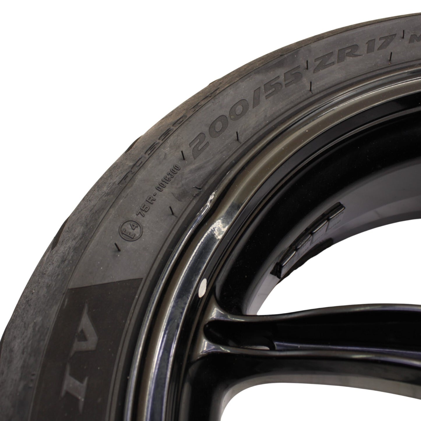 2017 - 2020 KTM 1290 SUPER DUKE R REAR WHEEL RIM BACK STRAIGHT PIRELLI TIRE STOC