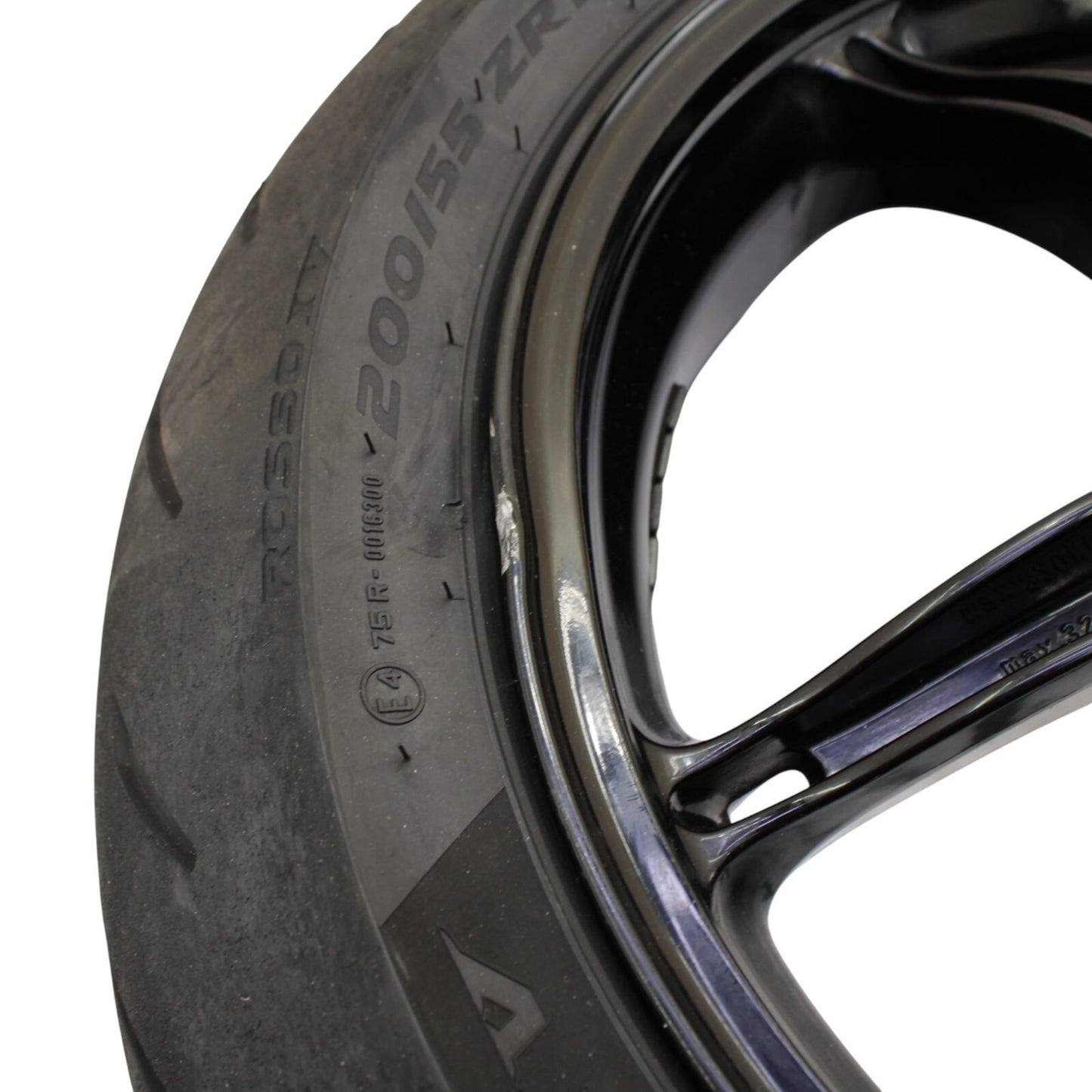 2017 - 2020 KTM 1290 SUPER DUKE R REAR WHEEL RIM BACK STRAIGHT PIRELLI TIRE STOC