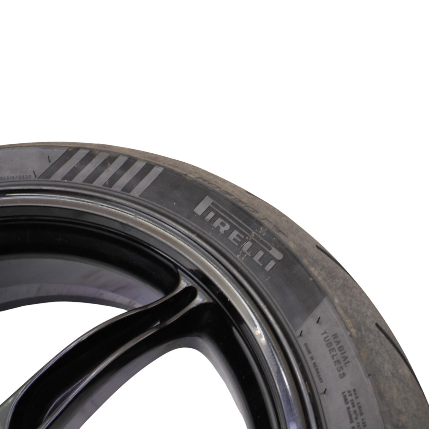 2017 - 2020 KTM 1290 SUPER DUKE R REAR WHEEL RIM BACK STRAIGHT PIRELLI TIRE STOC