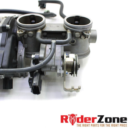 2016 - 2018 YAMAHA YZF R1S MAIN THROTTLE BODY FUEL INJECTORS SILVER FUEL LINE