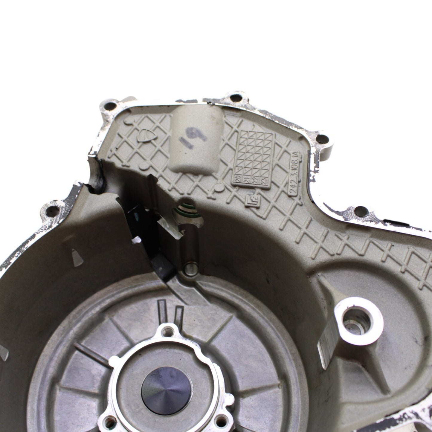 2020 - 2025 DUCATI PANIGALE V2 ENGINE MOTOR STATOR MAGNETO COVER OEM 24231081A