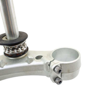 2009 - 2012 TRIUMPH DAYTONA 675R 675 LOWER TRIPLE TREE FORK STEM STRAIGHT SILVER