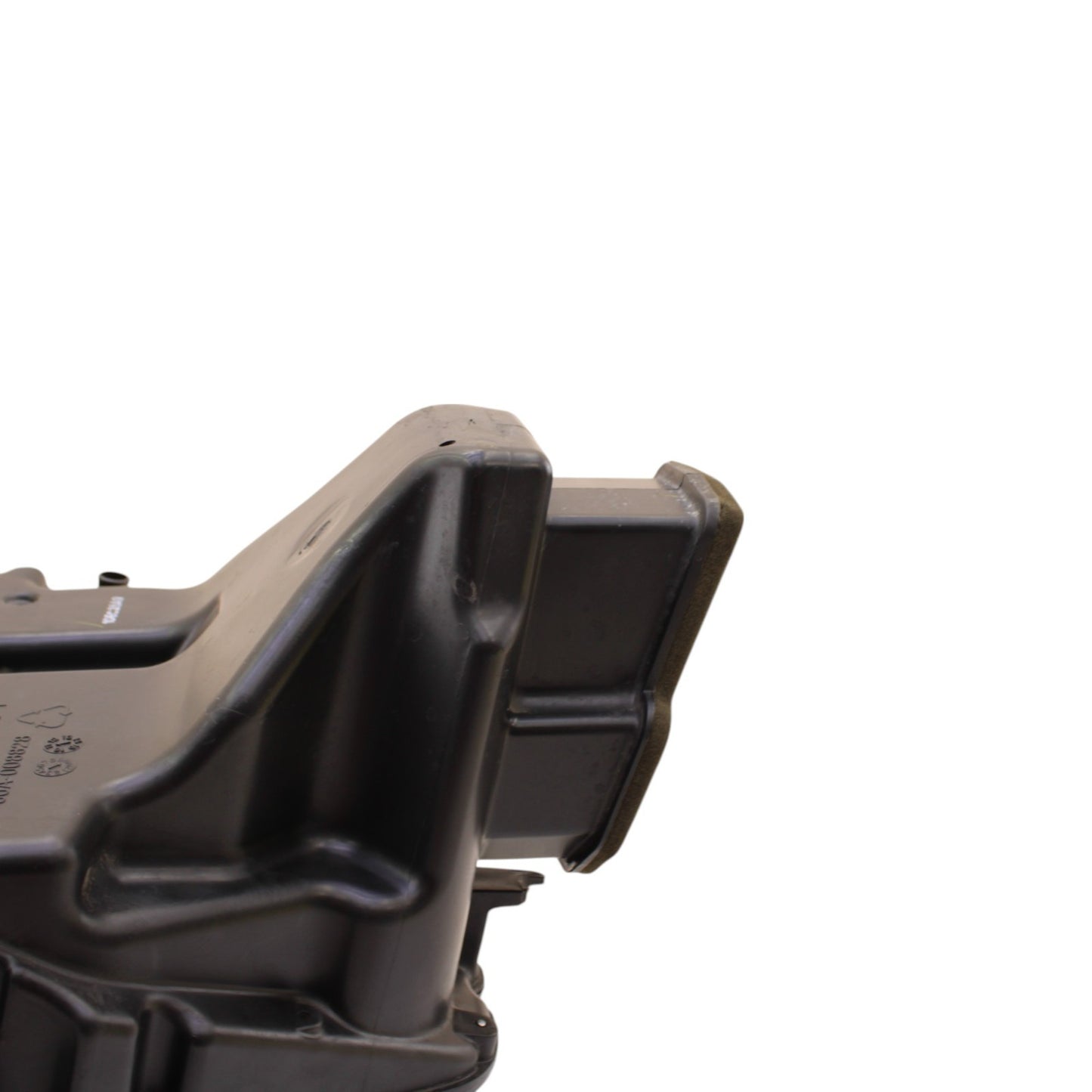 2009 - 2012 TRIUMPH DAYTONA 675R 675 AIRBOX AIR BOX BLACK OEM