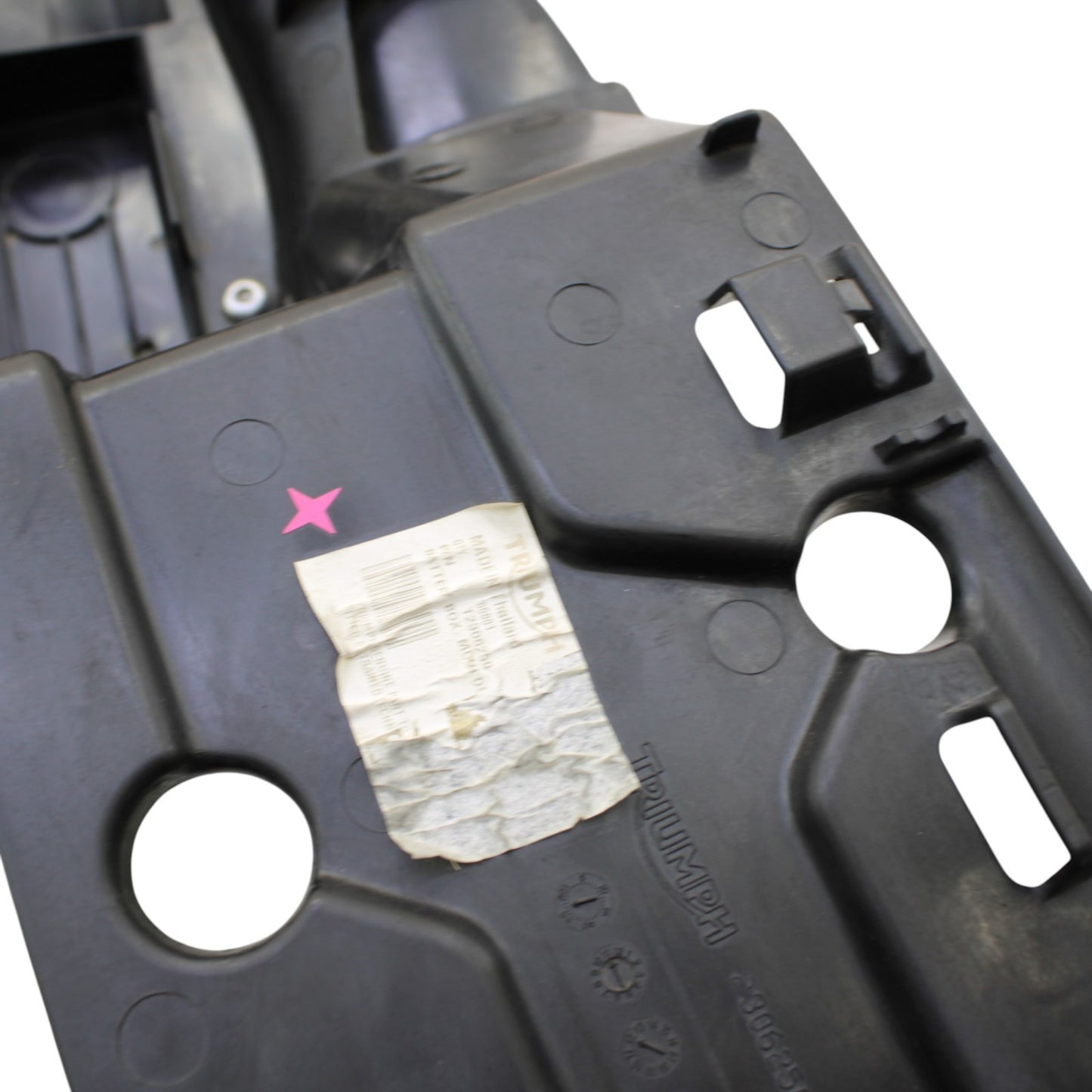 2009 - 2012 TRIUMPH DAYTONA 675R 675 REAR UNDERTAIL BATTERY TRAY HOLDER