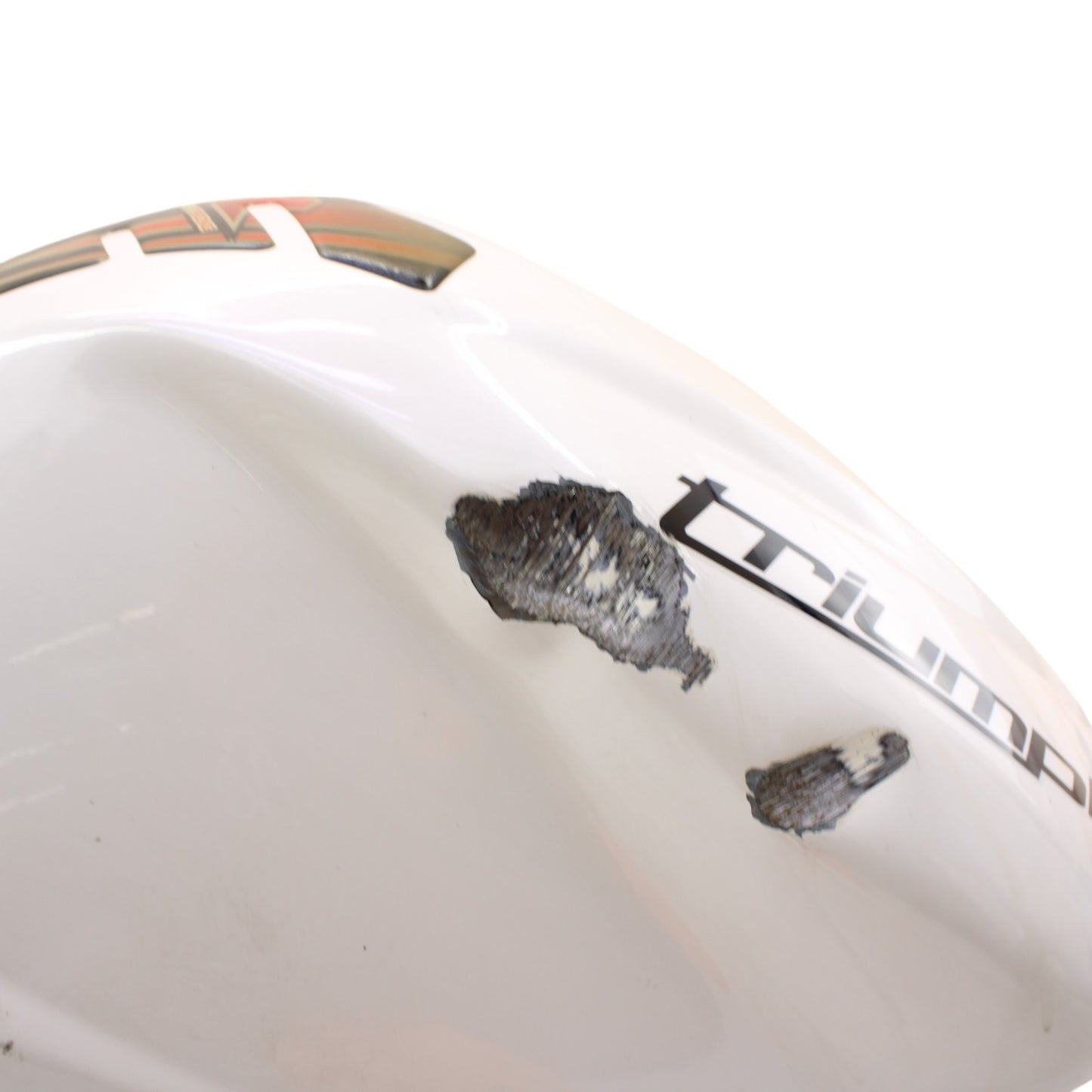 2009 - 2012 TRIUMPH DAYTONA 675R 675 FUEL GAS TANK PETROL RESERVOIR *SCUFFED*