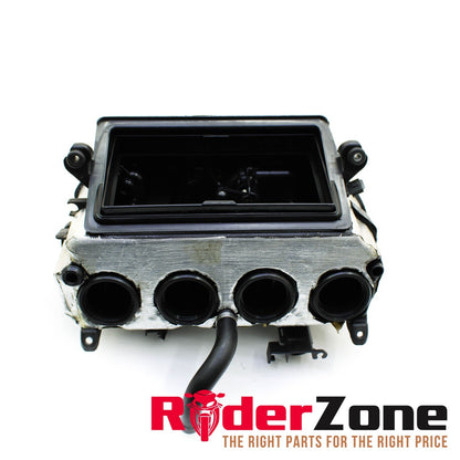 2020 - 2023 BMW S1000RR AIRBOX FUEL INJECTORS SET AIR FILTER INJECTORS STOCK