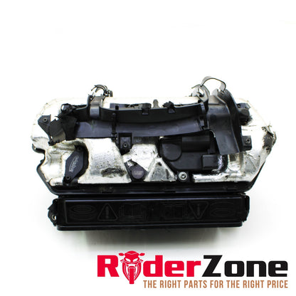 2020 - 2023 BMW S1000RR AIRBOX FUEL INJECTORS SET AIR FILTER INJECTORS STOCK