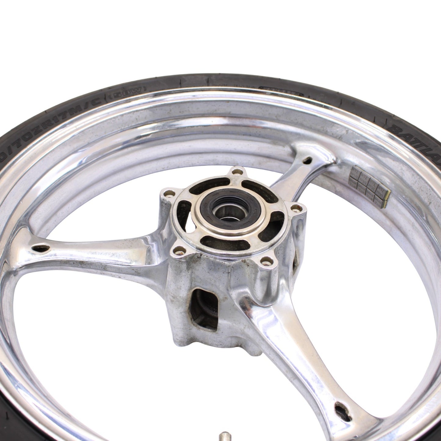 2006 - 2007 SUZUKI GSXR 600 GSXR 750 FRONT WHEEL RIM TIRE RUBBER SILVER