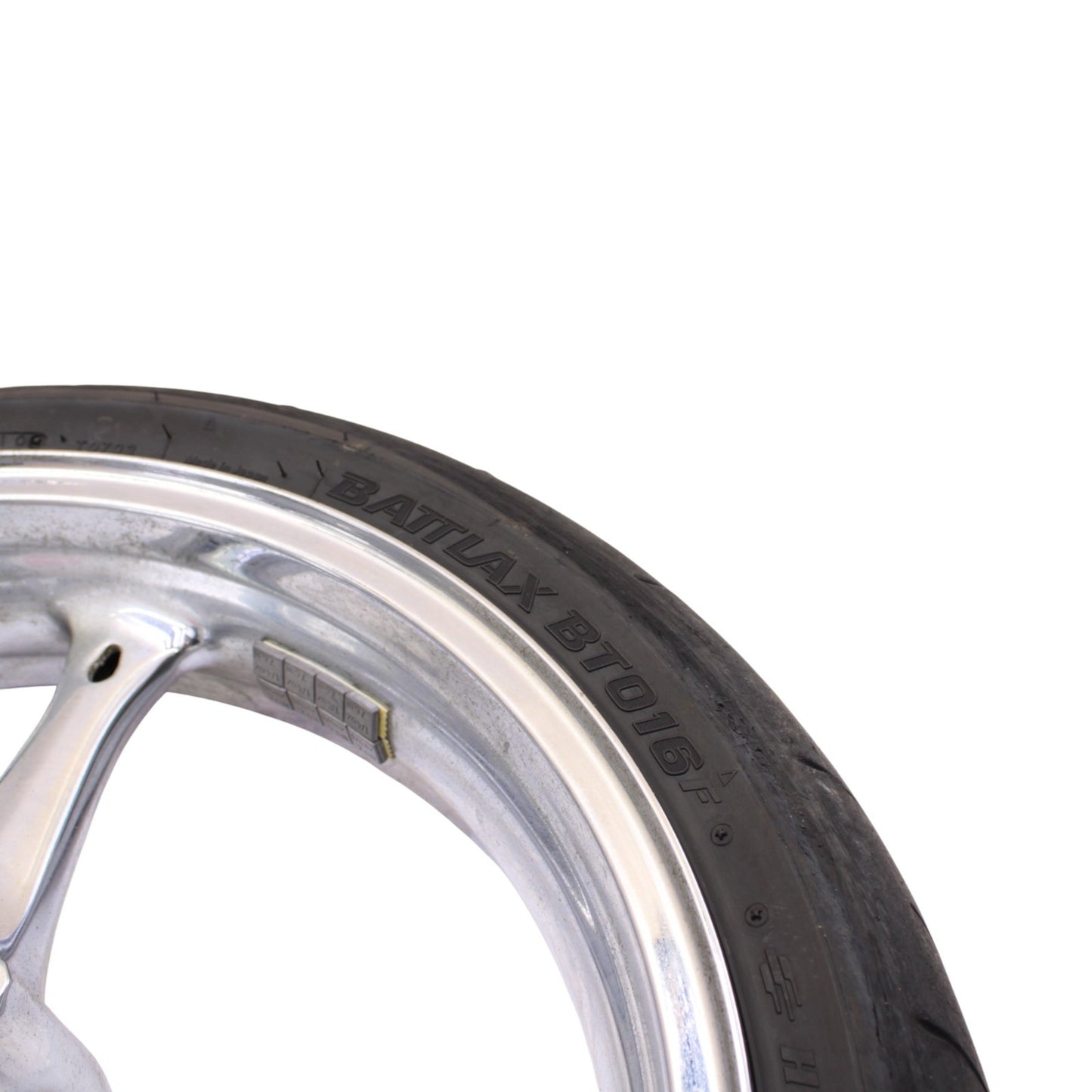 2006 - 2007 SUZUKI GSXR 600 GSXR 750 FRONT WHEEL RIM TIRE RUBBER SILVER