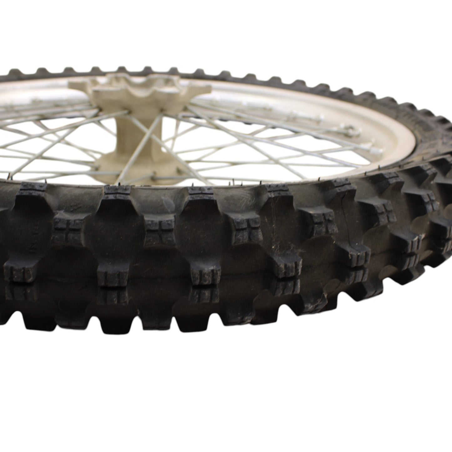 1996 - 1998 SUZUKI RM250 FRONT WHEEL RIM SPOKE TIRE RUBBER SILVER