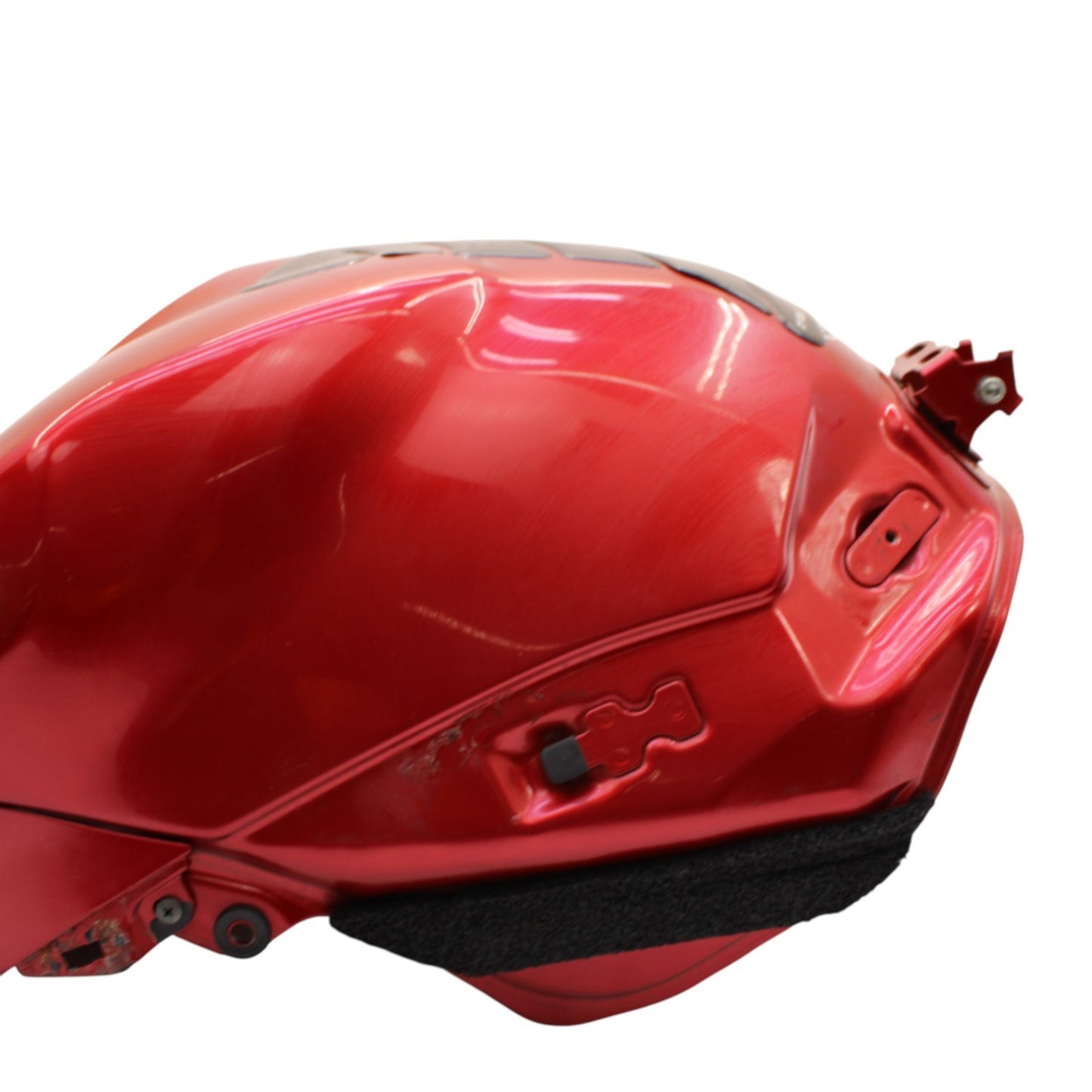 2004 - 2008 YAMAHA YZF R1 FUEL GAS TANK PETROL RESERVOIR RED STOCK *DENTED*