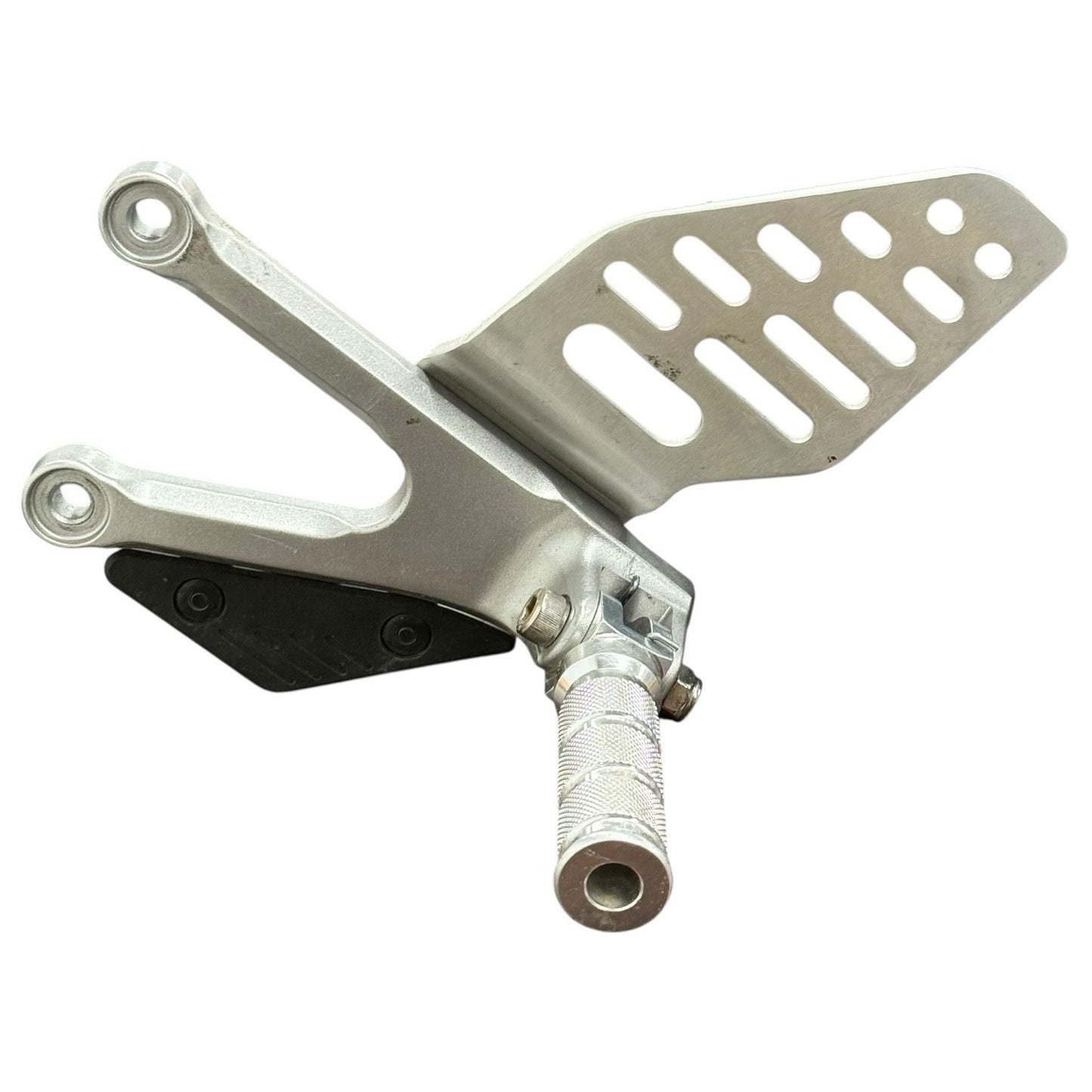 2008 - 2016 YAMAHA YZF R6 LEFT REARSET FOOT PEG ASSEMBLY SILVER STOCK