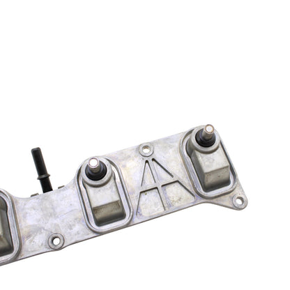 2008 - 2010 KAWASAKI NINJA ZX10R SECONDARY FUEL INJECTORS UPPER AIRBOX GAS RAIL