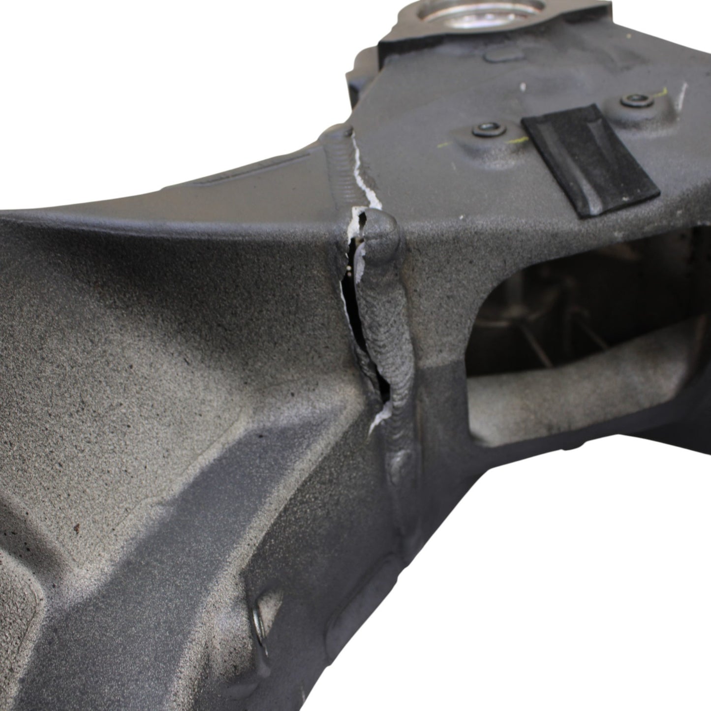 2020 - 2024 YAMAHA YZF R1 R1M MAIN FRAME CHASSIS *CRACKED/DAMAGED*